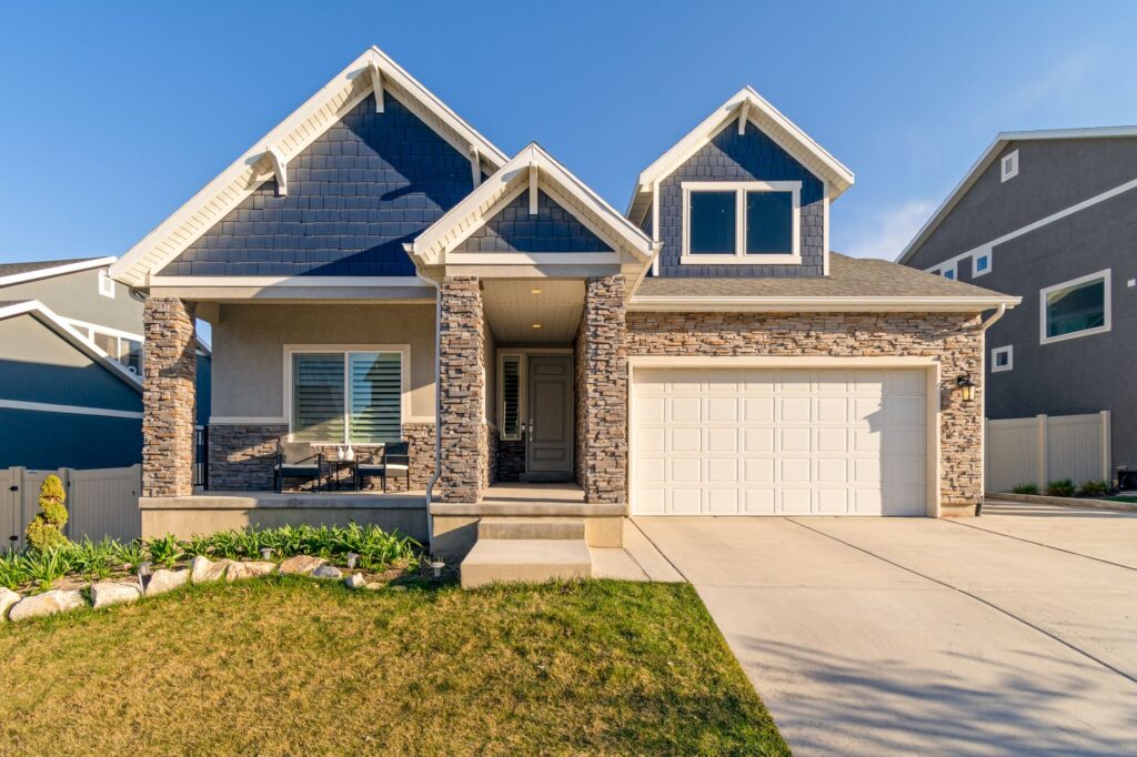 What does homeowners insurance cover and not cover?